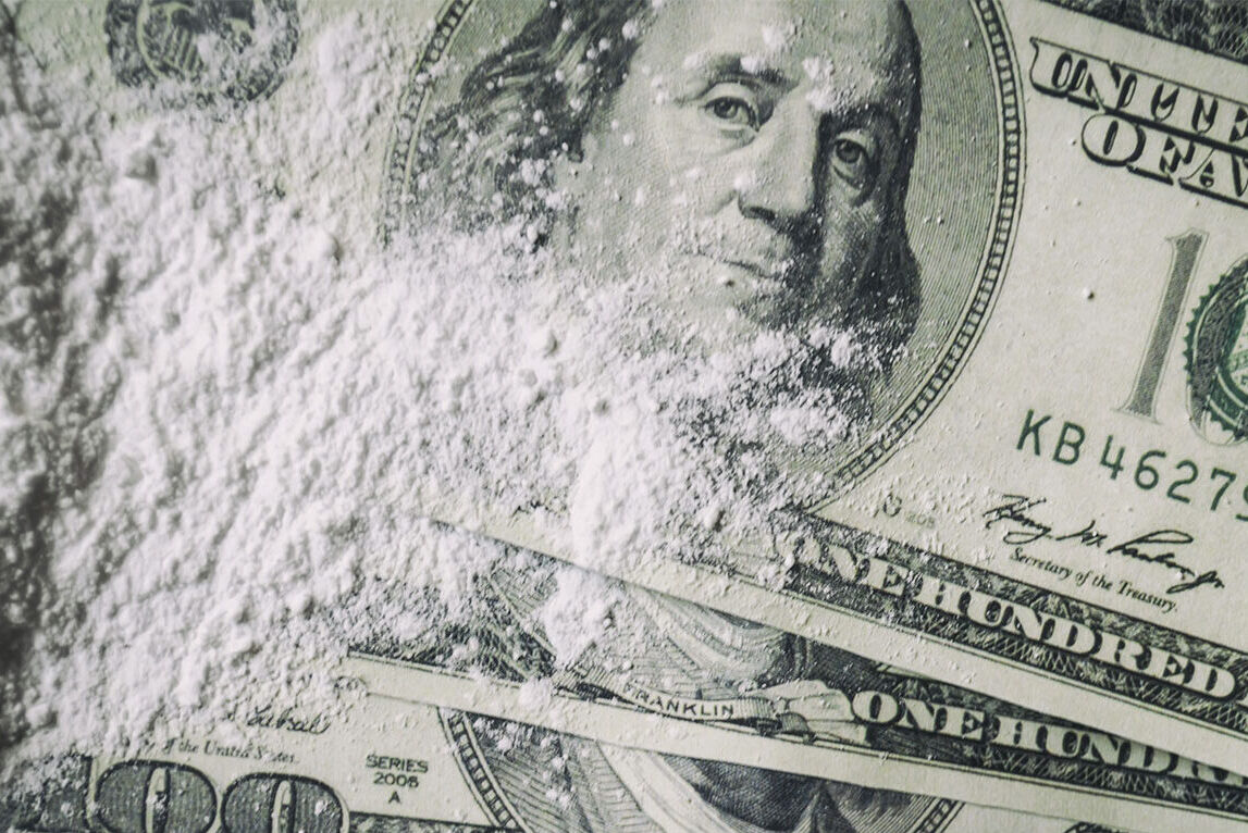 Cocaine on cash wealth and addiction HEADER BLOG 1 e1700235301395
